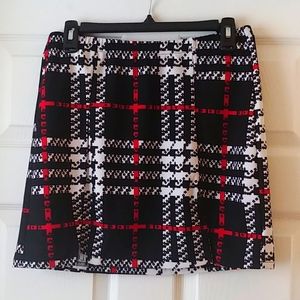 NWOT Plaid Double Slit Skirt
